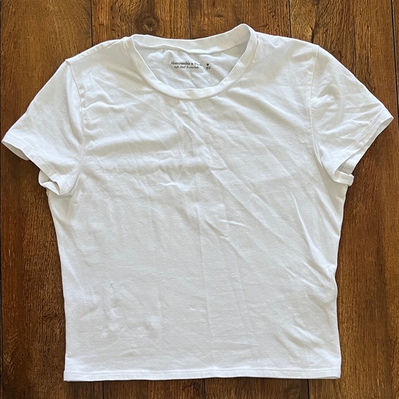 Abercrombie & Fitch Tops - Abercrombie & Fitch Crisp White Tee